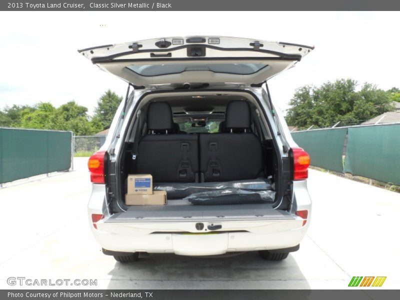 Classic Silver Metallic / Black 2013 Toyota Land Cruiser