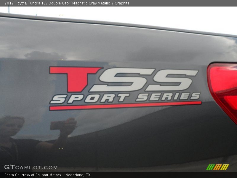  2012 Tundra TSS Double Cab Logo