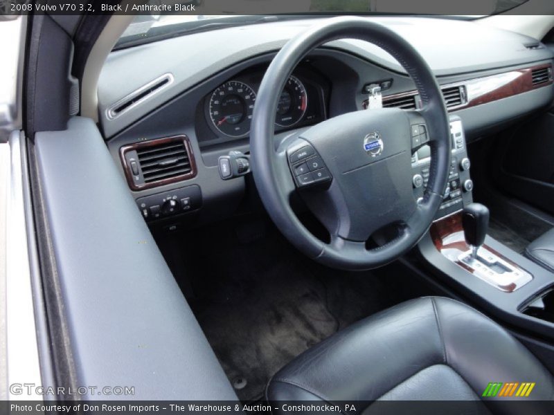 Black / Anthracite Black 2008 Volvo V70 3.2