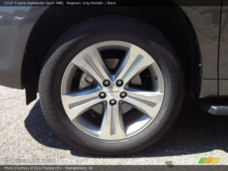 Magnetic Gray Metallic / Black 2010 Toyota Highlander Sport 4WD