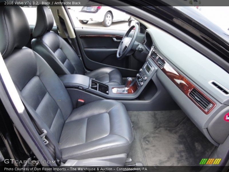 Black / Anthracite Black 2008 Volvo V70 3.2