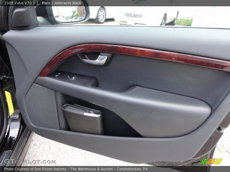 Black / Anthracite Black 2008 Volvo V70 3.2