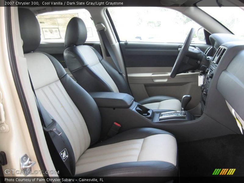 Cool Vanilla / Dark Slate Gray/Light Graystone 2007 Chrysler 300