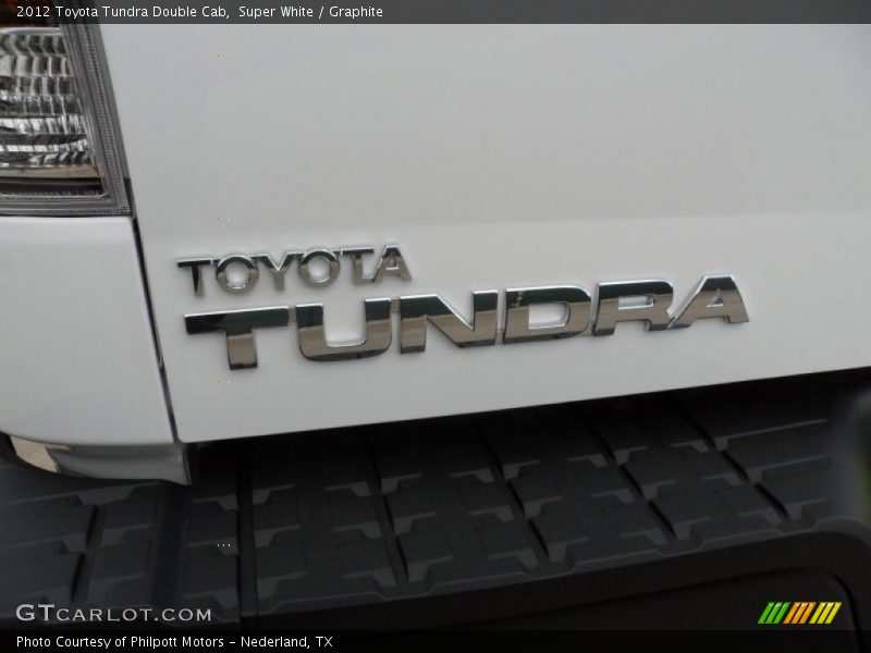 Super White / Graphite 2012 Toyota Tundra Double Cab