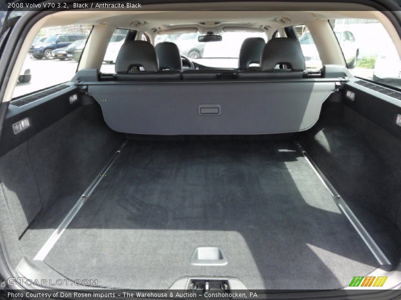 Black / Anthracite Black 2008 Volvo V70 3.2