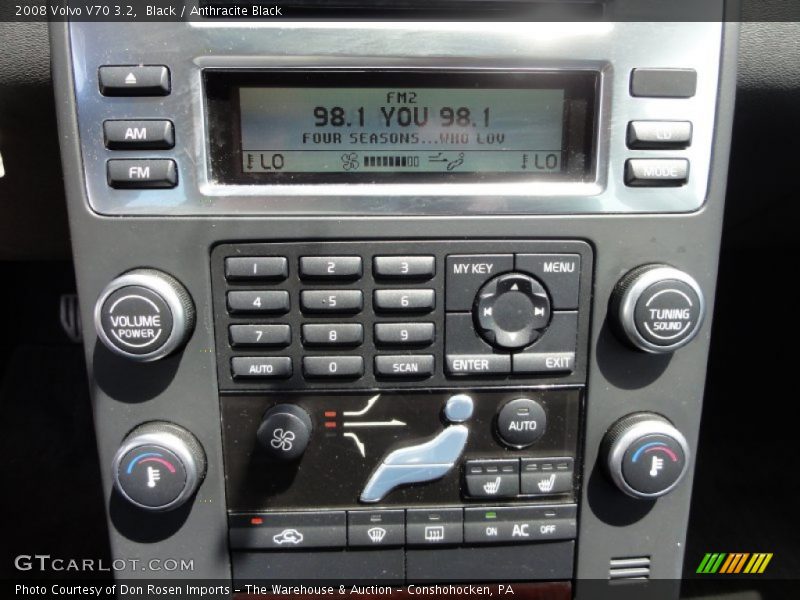 Black / Anthracite Black 2008 Volvo V70 3.2