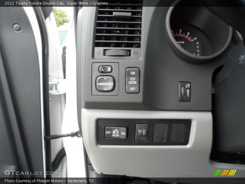 Controls of 2012 Tundra Double Cab