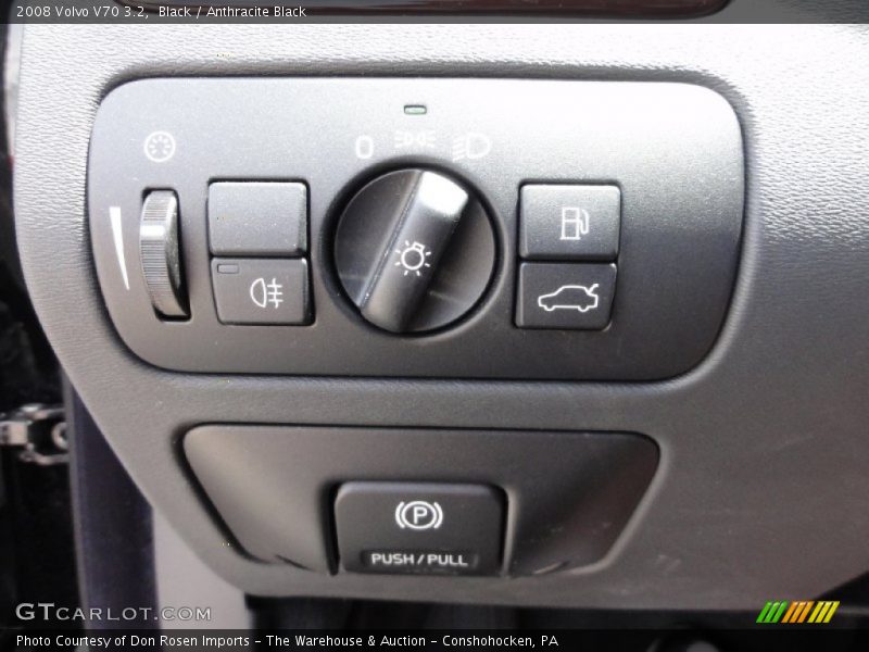 Black / Anthracite Black 2008 Volvo V70 3.2