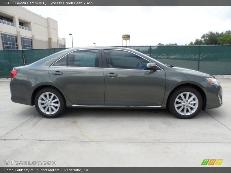 Cypress Green Pearl / Ash 2012 Toyota Camry XLE