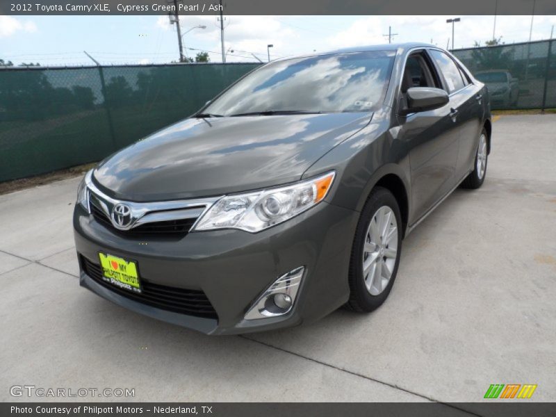 Cypress Green Pearl / Ash 2012 Toyota Camry XLE