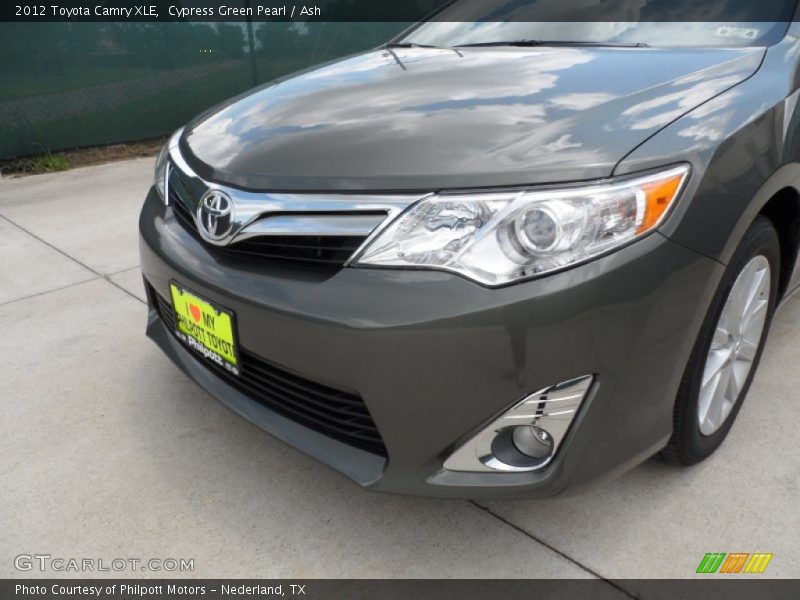 Cypress Green Pearl / Ash 2012 Toyota Camry XLE