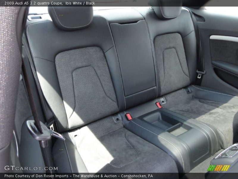 Ibis White / Black 2009 Audi A5 3.2 quattro Coupe