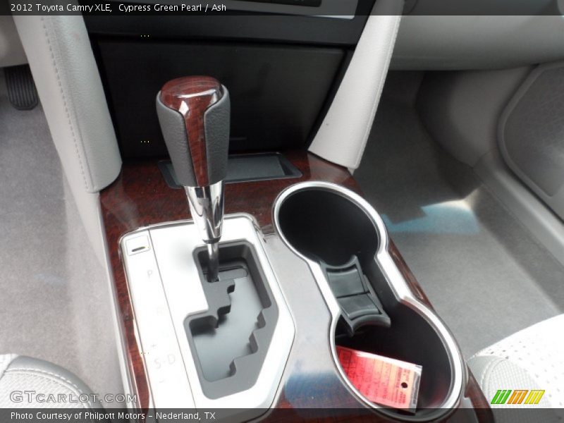 Cypress Green Pearl / Ash 2012 Toyota Camry XLE