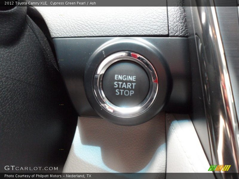 Cypress Green Pearl / Ash 2012 Toyota Camry XLE