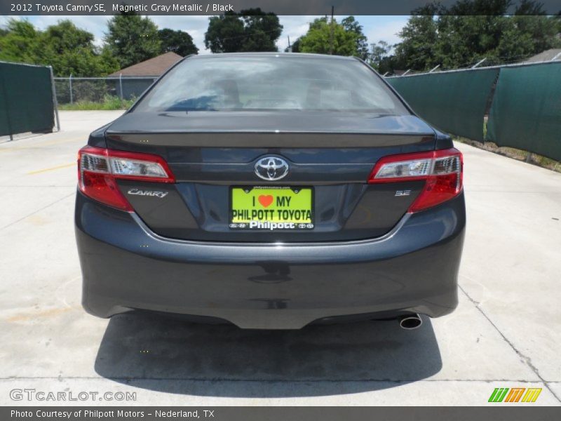 Magnetic Gray Metallic / Black 2012 Toyota Camry SE