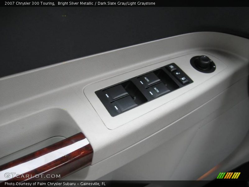 Bright Silver Metallic / Dark Slate Gray/Light Graystone 2007 Chrysler 300 Touring