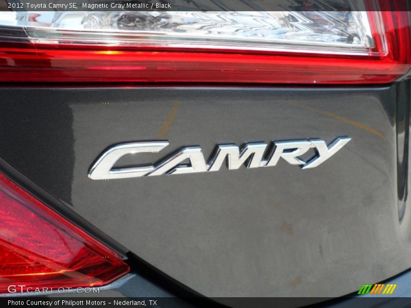 Magnetic Gray Metallic / Black 2012 Toyota Camry SE