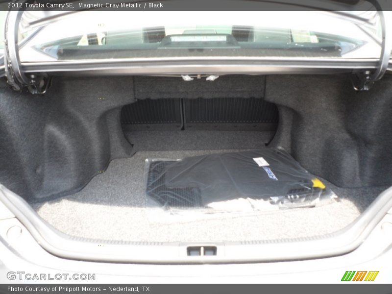 Magnetic Gray Metallic / Black 2012 Toyota Camry SE