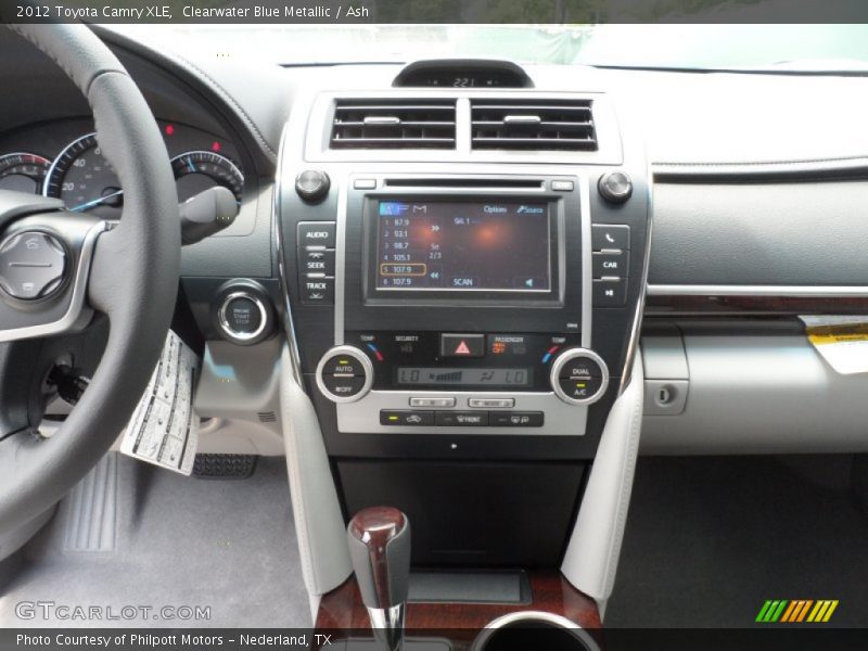 Controls of 2012 Camry XLE