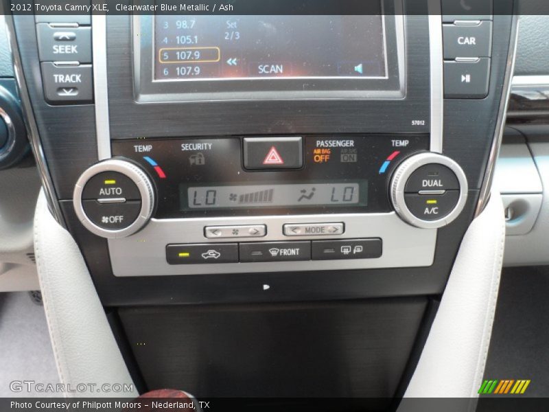 Controls of 2012 Camry XLE