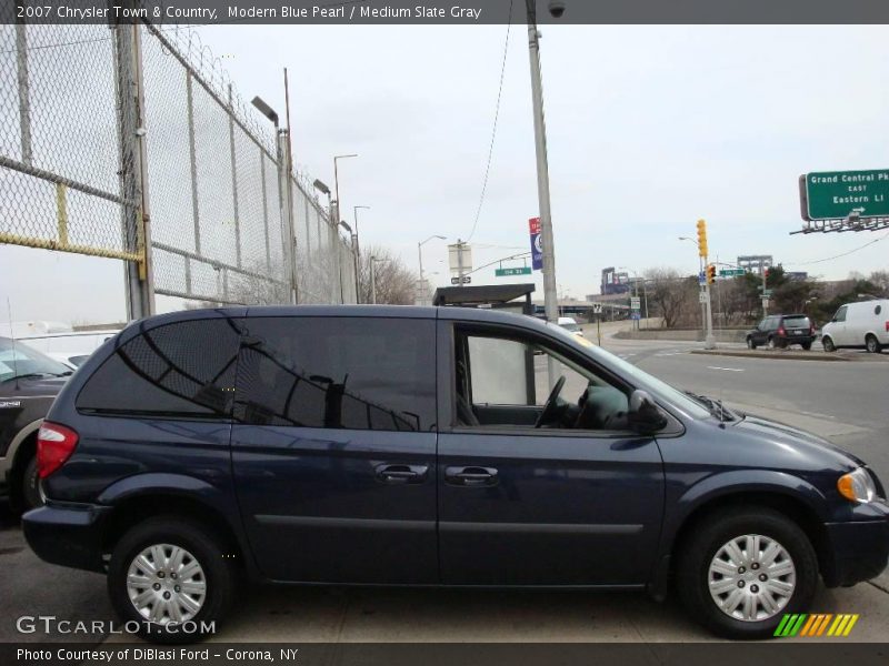 Modern Blue Pearl / Medium Slate Gray 2007 Chrysler Town & Country