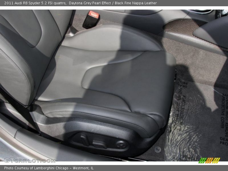 Daytona Grey Pearl Effect / Black Fine Nappa Leather 2011 Audi R8 Spyder 5.2 FSI quattro