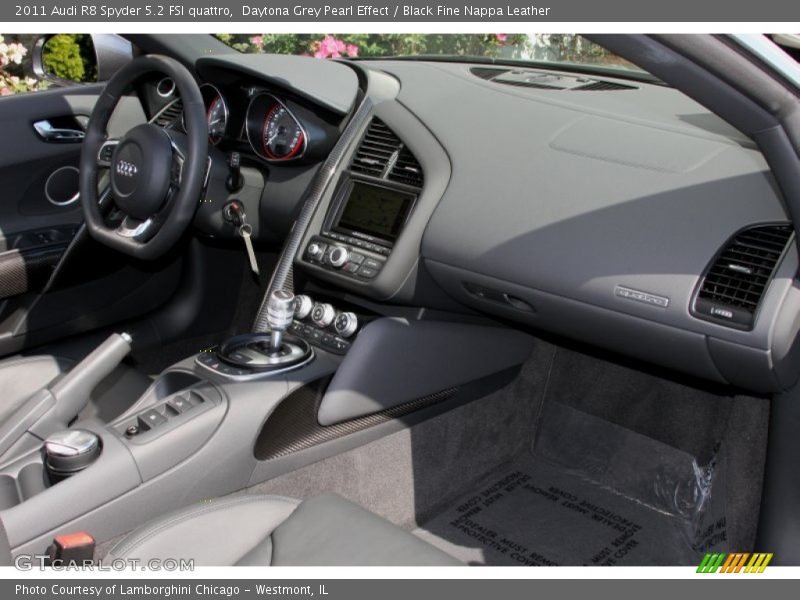 Daytona Grey Pearl Effect / Black Fine Nappa Leather 2011 Audi R8 Spyder 5.2 FSI quattro