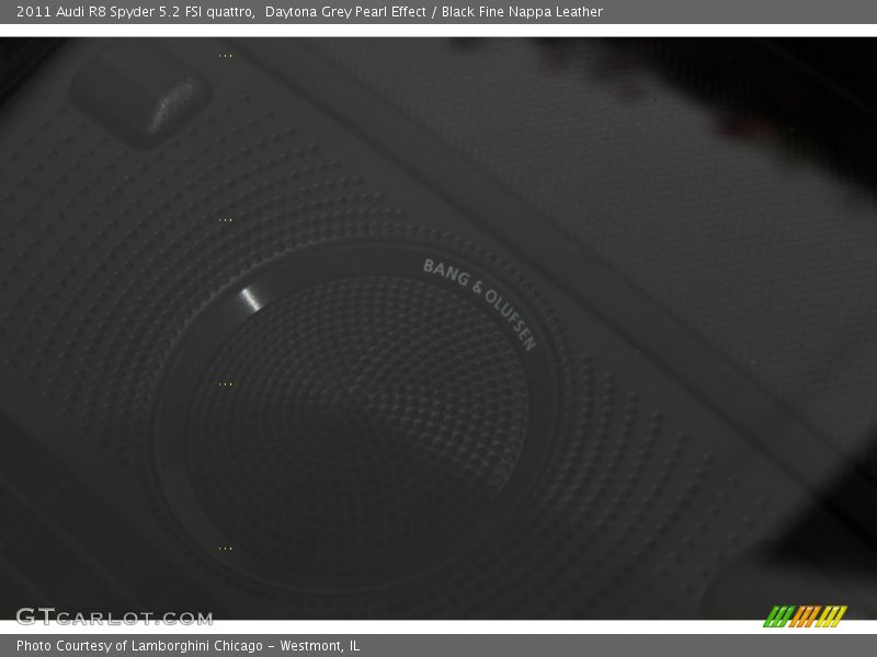 Audio System of 2011 R8 Spyder 5.2 FSI quattro