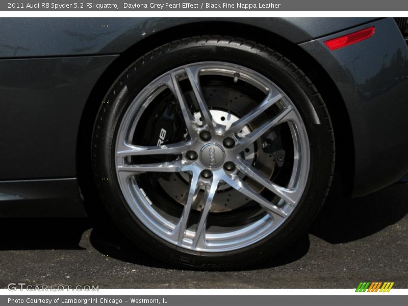  2011 R8 Spyder 5.2 FSI quattro Wheel