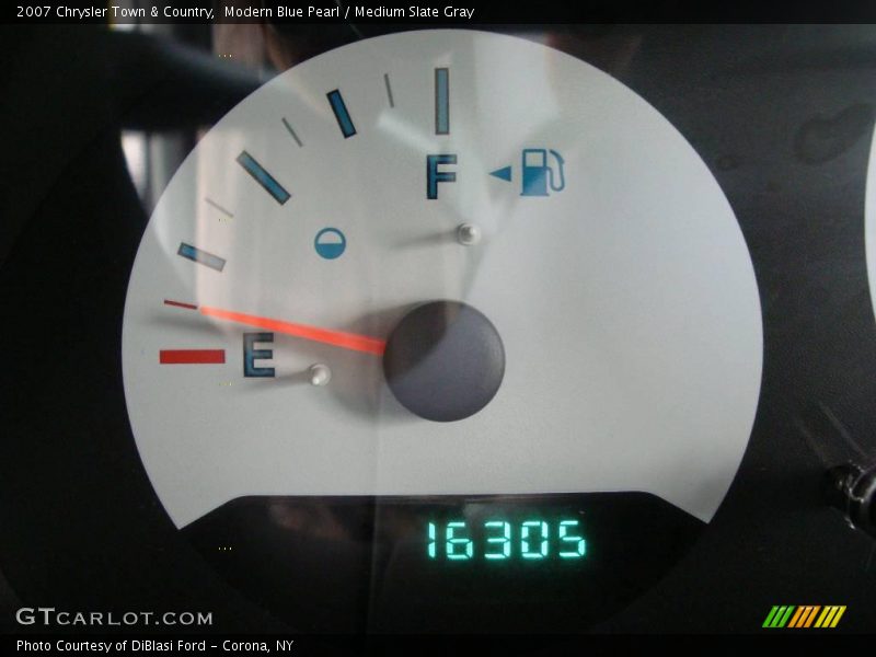 Modern Blue Pearl / Medium Slate Gray 2007 Chrysler Town & Country