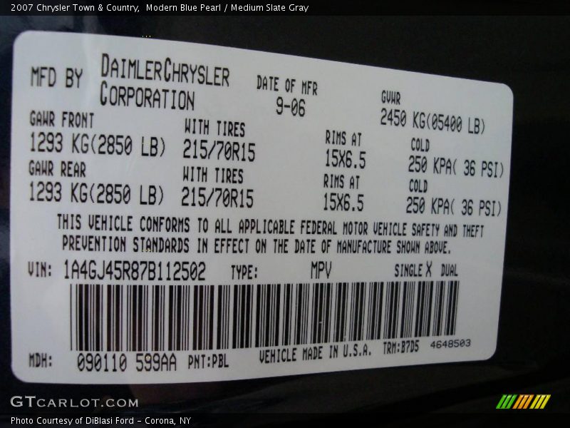 Modern Blue Pearl / Medium Slate Gray 2007 Chrysler Town & Country