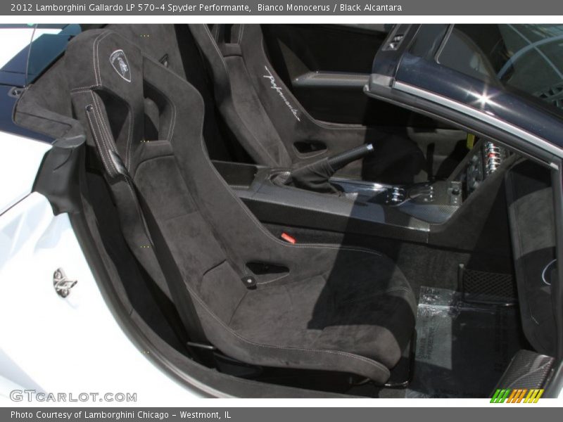 Front Seat of 2012 Gallardo LP 570-4 Spyder Performante