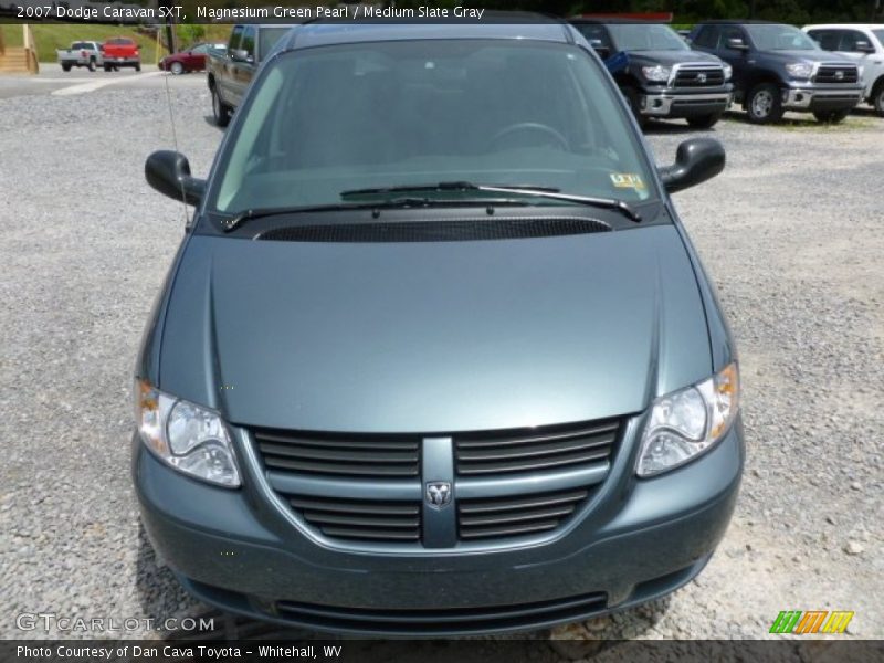 Magnesium Green Pearl / Medium Slate Gray 2007 Dodge Caravan SXT