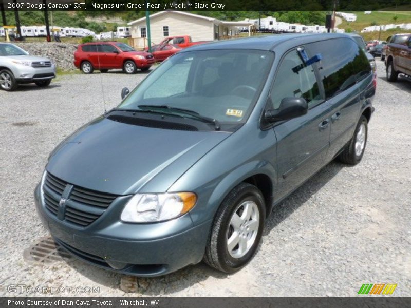 Magnesium Green Pearl / Medium Slate Gray 2007 Dodge Caravan SXT