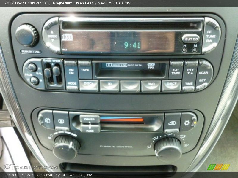 Magnesium Green Pearl / Medium Slate Gray 2007 Dodge Caravan SXT