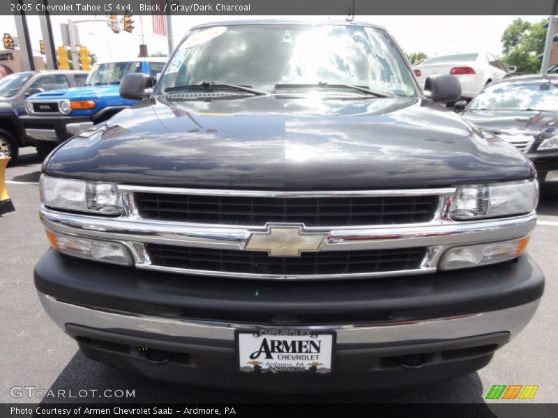 Black / Gray/Dark Charcoal 2005 Chevrolet Tahoe LS 4x4