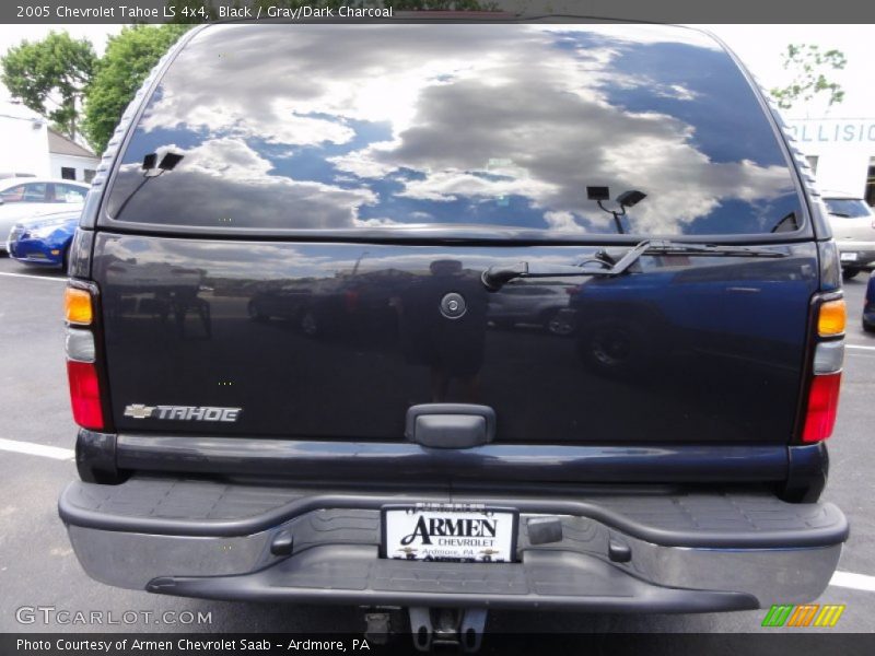Black / Gray/Dark Charcoal 2005 Chevrolet Tahoe LS 4x4