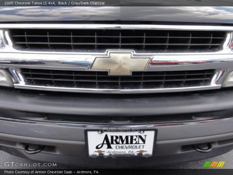 Black / Gray/Dark Charcoal 2005 Chevrolet Tahoe LS 4x4