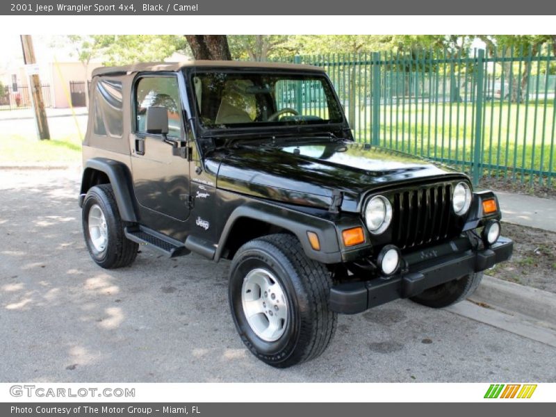 Front 3/4 View of 2001 Wrangler Sport 4x4