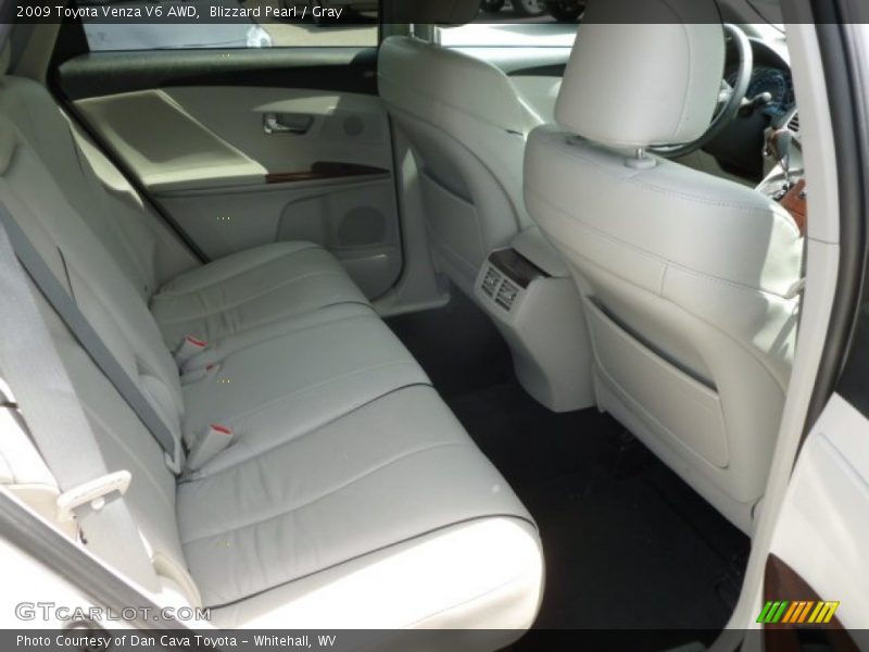 Blizzard Pearl / Gray 2009 Toyota Venza V6 AWD