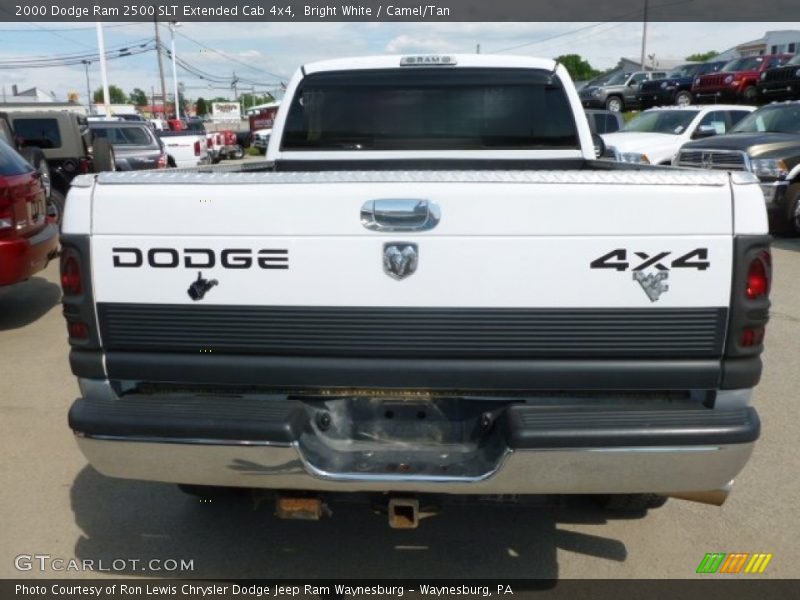 Bright White / Camel/Tan 2000 Dodge Ram 2500 SLT Extended Cab 4x4