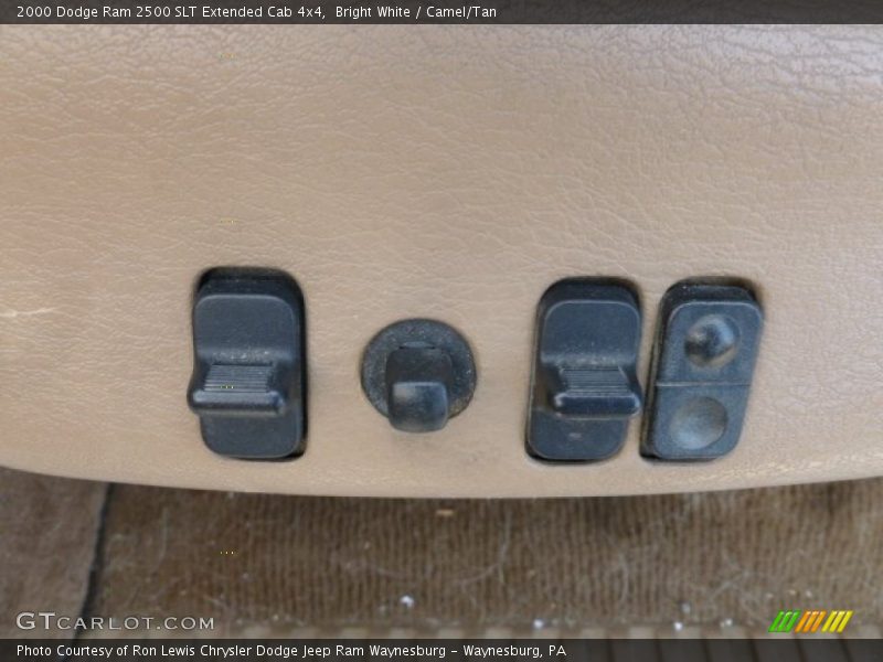 Bright White / Camel/Tan 2000 Dodge Ram 2500 SLT Extended Cab 4x4