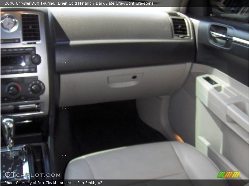 Linen Gold Metallic / Dark Slate Gray/Light Graystone 2006 Chrysler 300 Touring