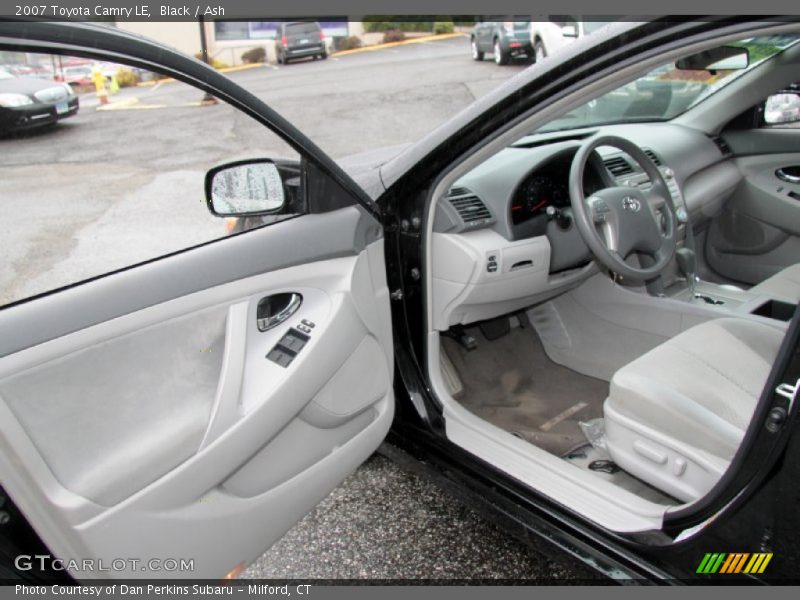 Black / Ash 2007 Toyota Camry LE