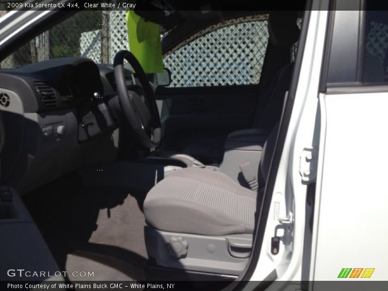 Clear White / Gray 2009 Kia Sorento LX 4x4