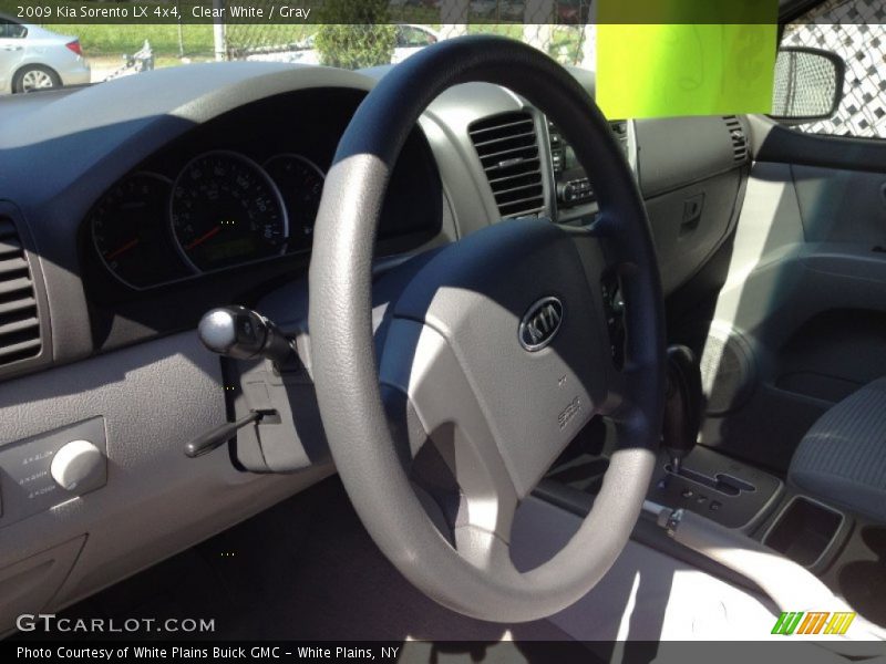 Clear White / Gray 2009 Kia Sorento LX 4x4