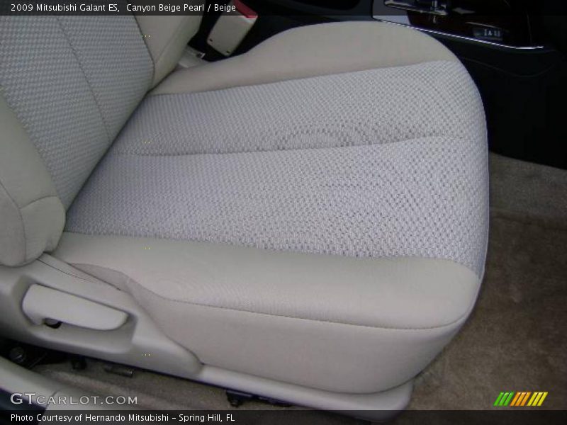 Canyon Beige Pearl / Beige 2009 Mitsubishi Galant ES