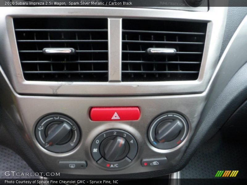 Spark Silver Metallic / Carbon Black 2010 Subaru Impreza 2.5i Wagon