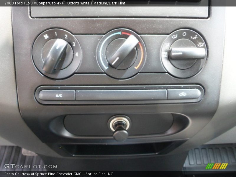 Oxford White / Medium/Dark Flint 2008 Ford F150 XL SuperCab 4x4