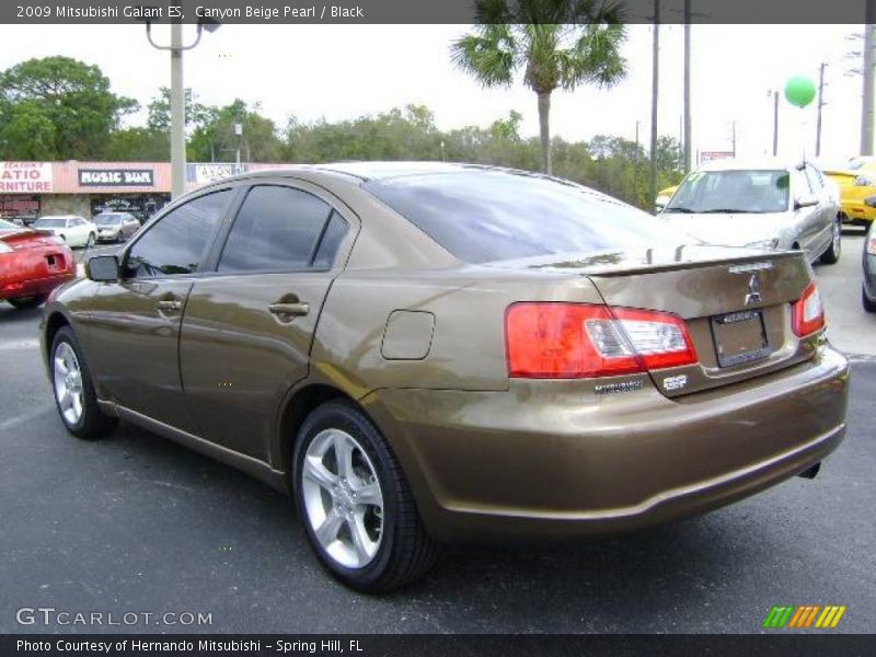 Canyon Beige Pearl / Black 2009 Mitsubishi Galant ES